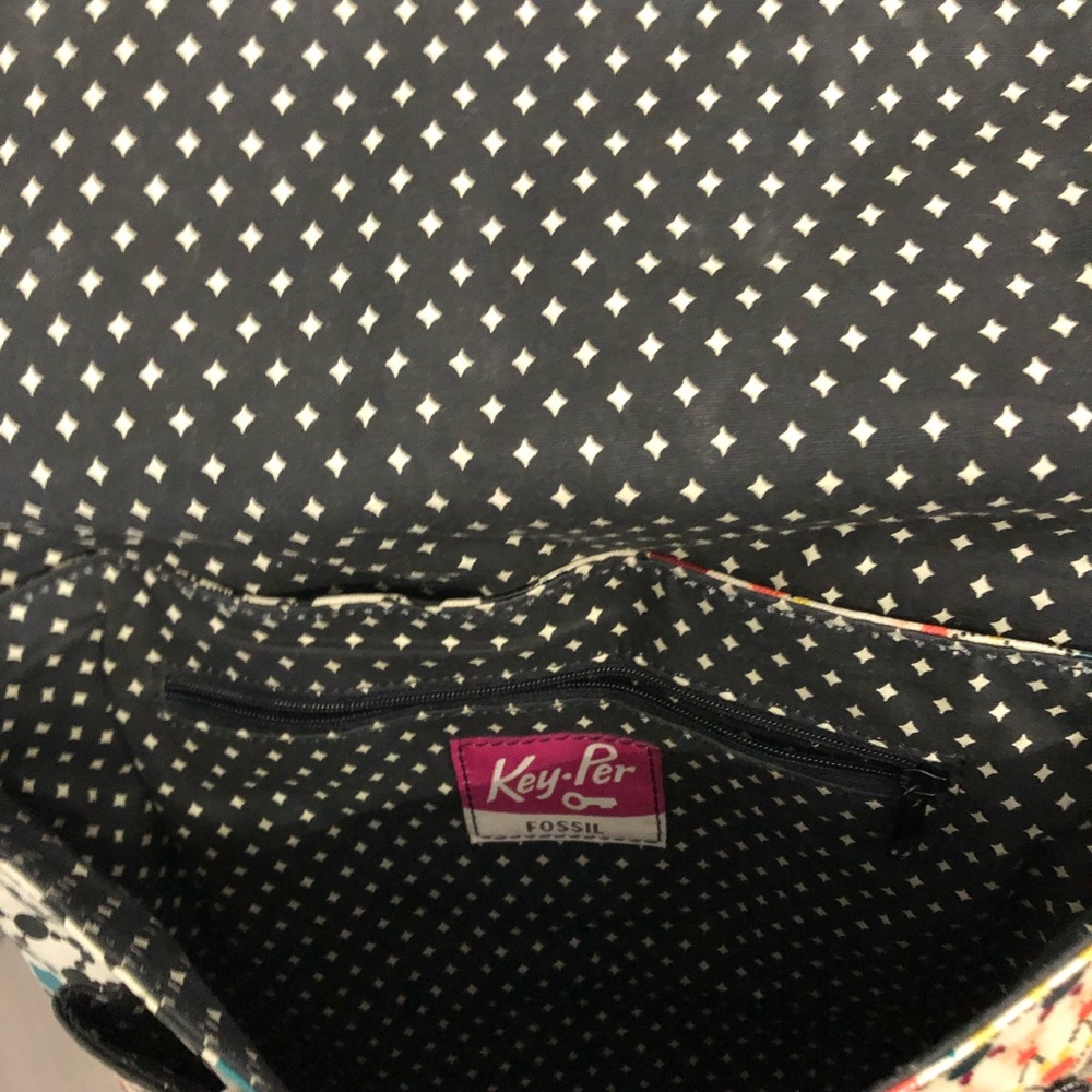 FOSSIL Crossbody - Picture 11 of 16